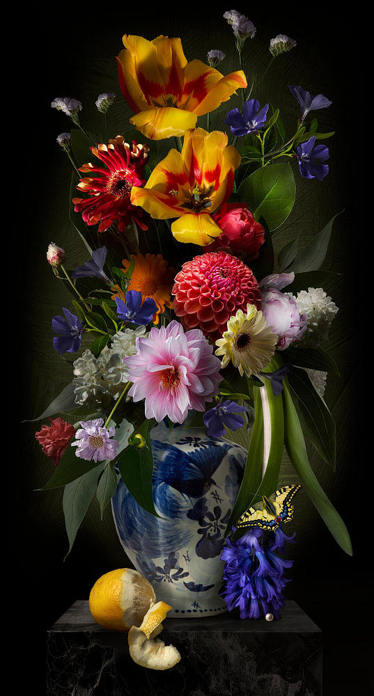 bloemenschilderij Royal trisha - bloem stilleven — bloemstilleven van Sander van Laar